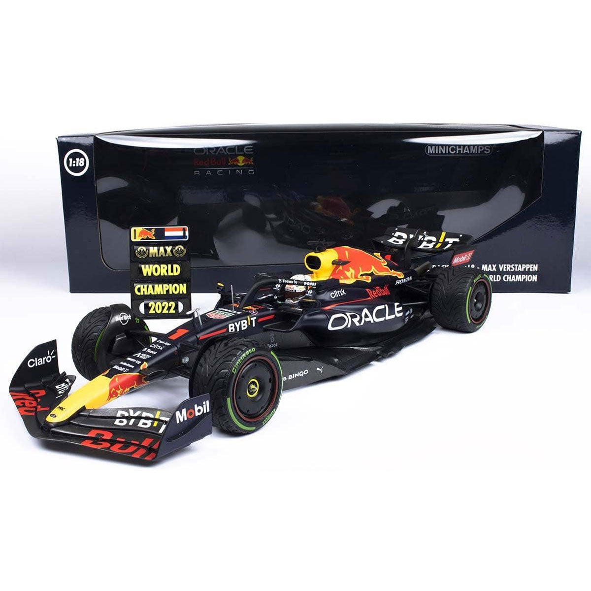 Minichamps 1:18 Oracle Red Bull Racing RB18 Max Verstappen Winner Japanese GP 2022 Limited Edition Model
