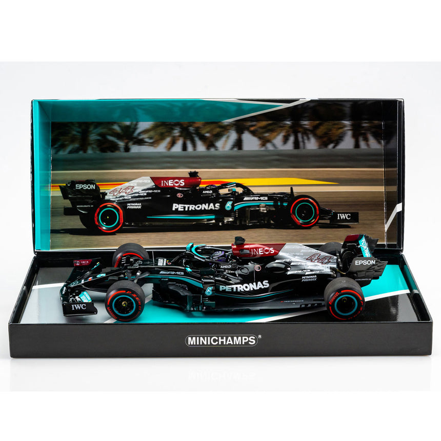 Minichamps 1:18 Mercedes AMG Petronas Lewis Hamilton Bahrain GP 2021 Limited Edition Model
