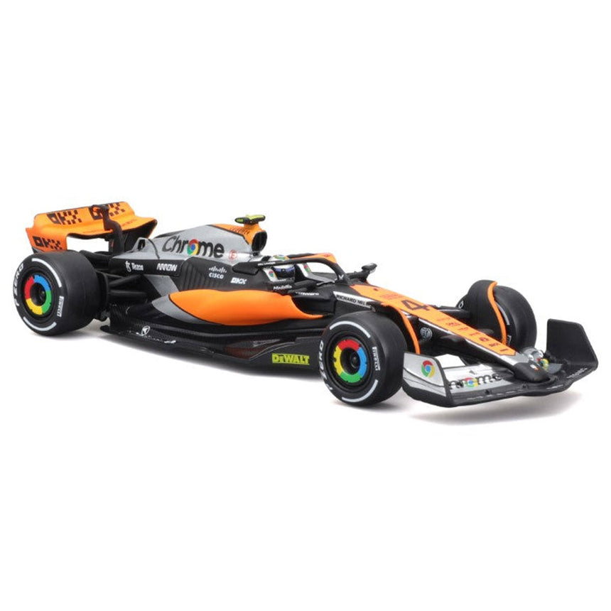 Bburago 1:43 Mclaren MCL60 2023 #4 Lando Norris Display Case Model
