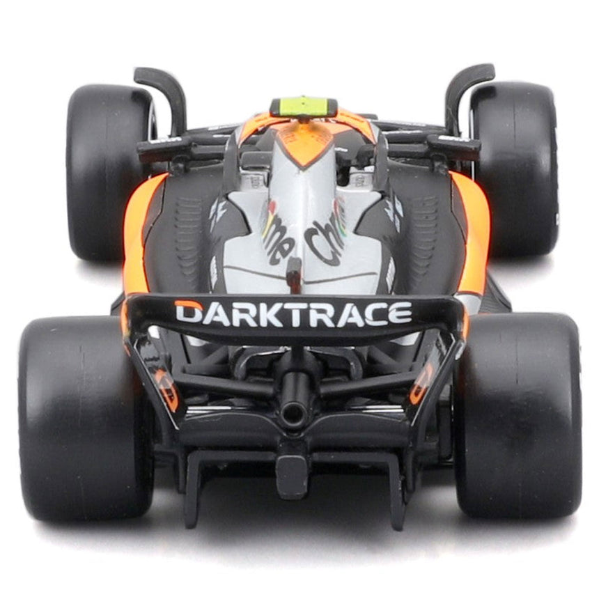 Bburago 1:43 Mclaren MCL60 2023 #4 Lando Norris Display Case Model