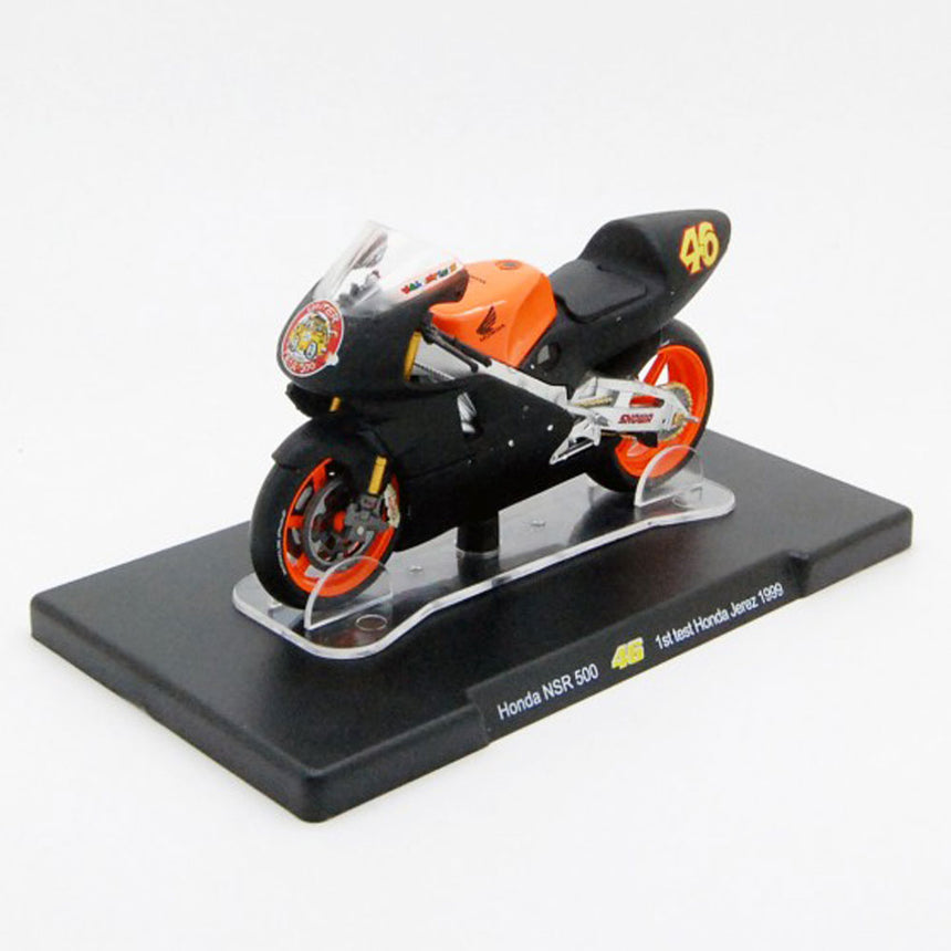 1:18 Honda NSR 500 46 Valentino Rossi 1st Test Honda Jerez 1999 Model Bike