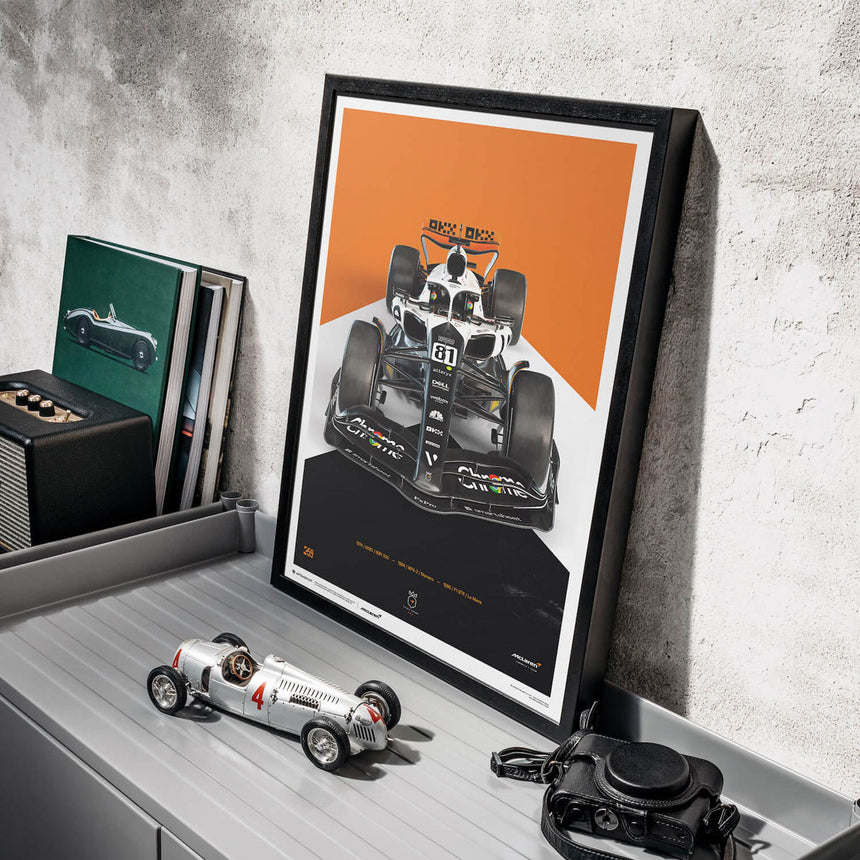 Automobilist McLaren Formula 1 Team Oscar Piastri Triple Crown Livery Print Poster