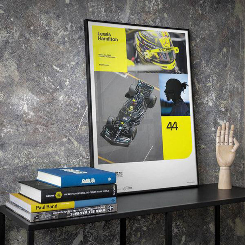 Automobilist Mercedes AMG Petronas F1 Team Lewis Hamilton 2023 Print Poster