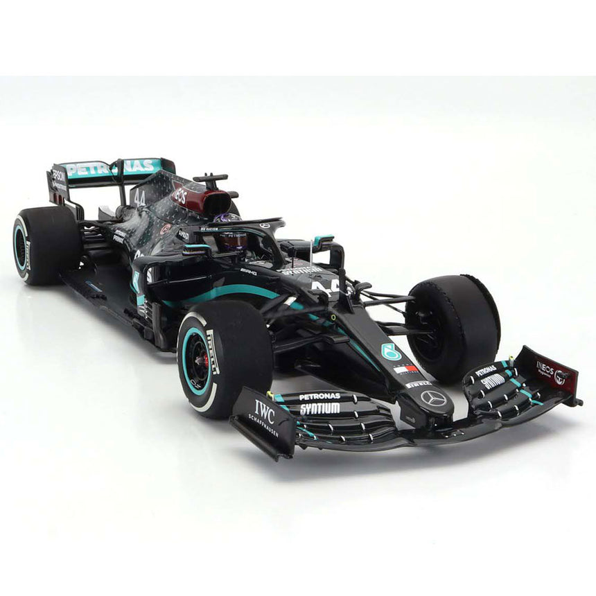 Minichamps 1:18 Mercedes AMG Petronas Lewis Hamilton Winner British GP 2020 Limited Edition Model