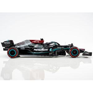 Minichamps 1/18 Mercedes AMG Petronas Lewis Hamilton Bahrain GP 2021 Limited Edition Model