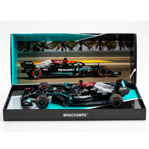 Minichamps 1/18 Mercedes AMG Petronas Lewis Hamilton Bahrain GP 2021 Limited Edition Model