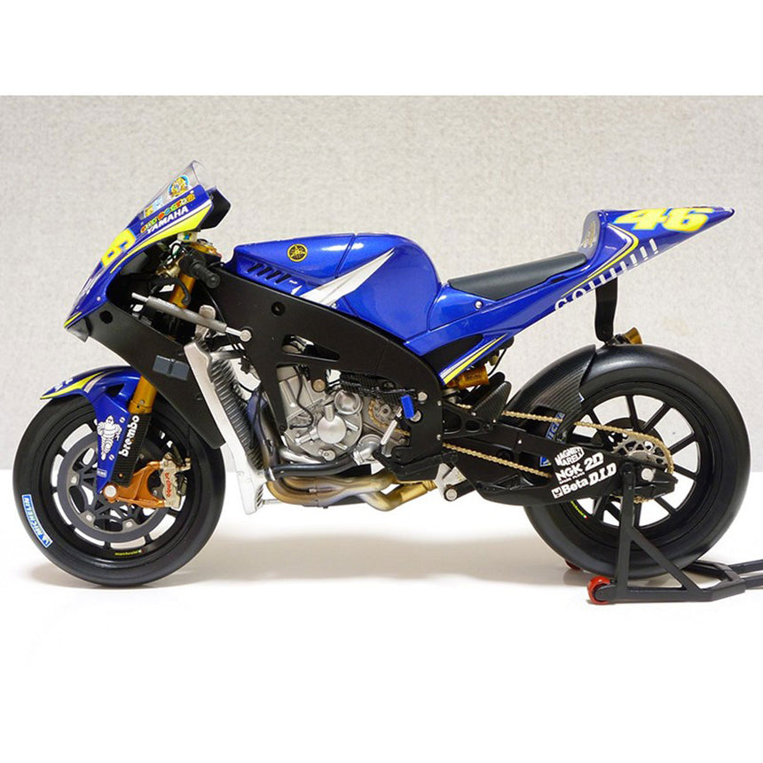 MInichamps 1:12 Yamaha YZRM1 Valentino Rossi VR46 2005 World Champion Model Bike