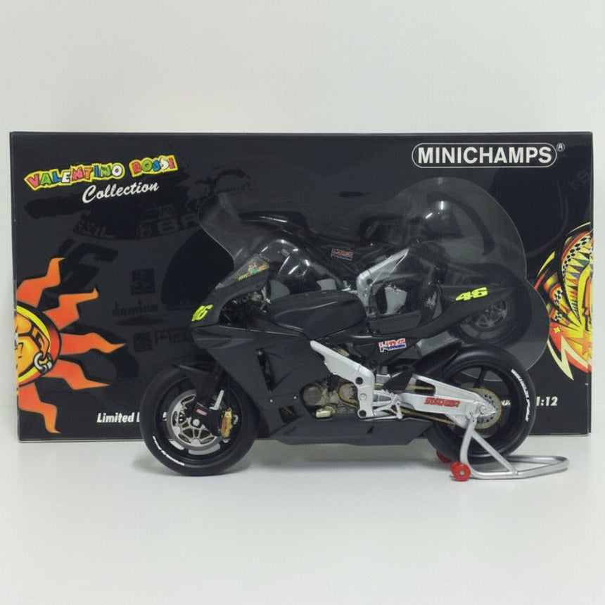 Minichamps Scale 1:12 Valentino Rossi VR46 Pre Season Test 2002 Model Bike