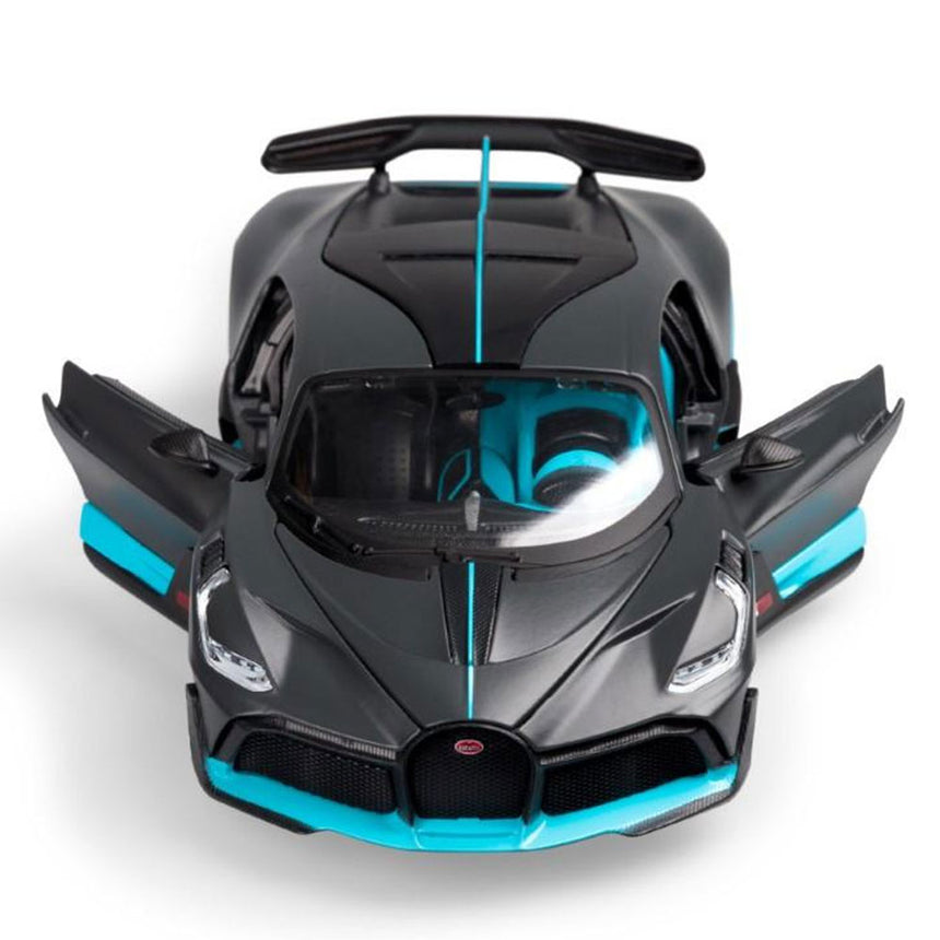 Maisto 1:24 Special Edition Black/Blue Bugatti Divo Diecast Model Car