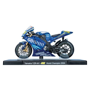 1:18 Yamaha YZR-M1 46 Valentino Rossi World Champion 2004 Model Bike