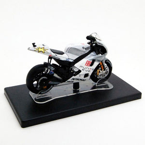 1:18 Yamaha YZR-M1 46 Valentino Rossi Estoril 2009 Model Bike