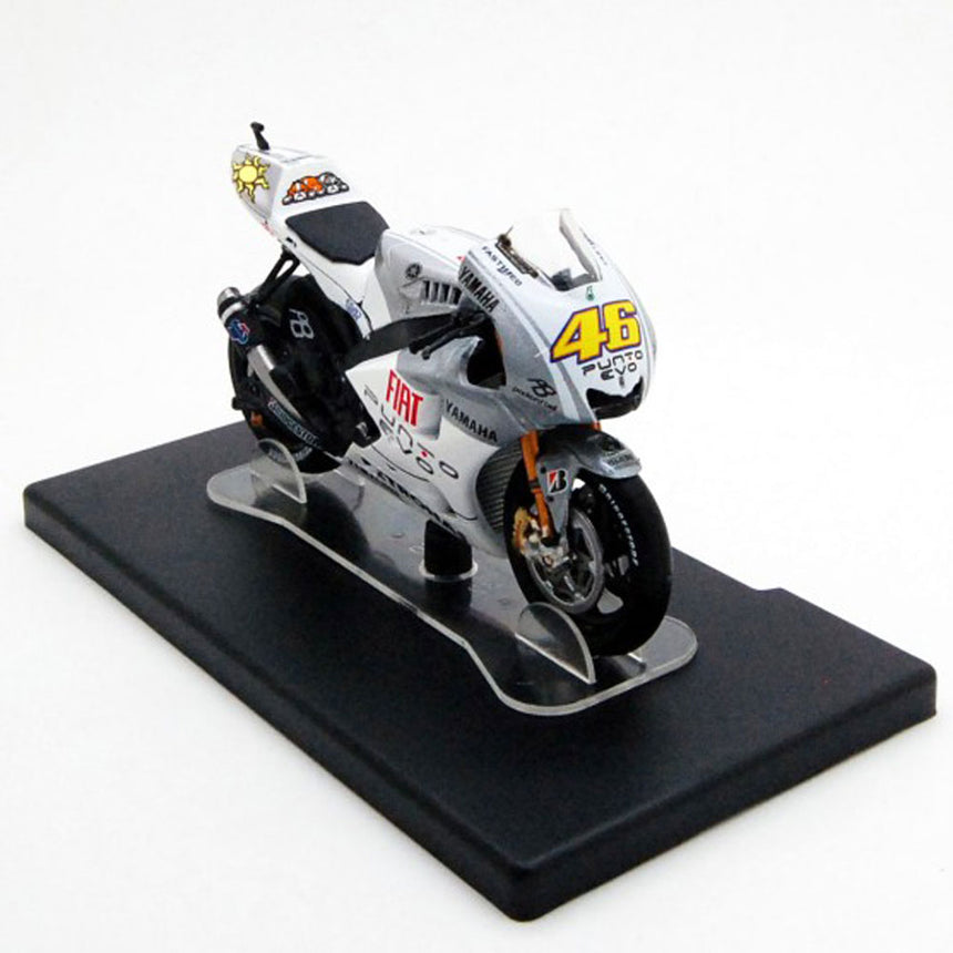 1:18 Yamaha YZR-M1 46 Valentino Rossi Estoril 2009 Model Bike